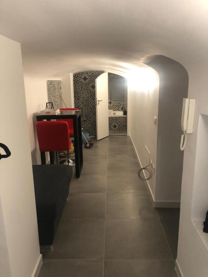 Il Rifugio Di Margo Apartment Бари Екстериор снимка