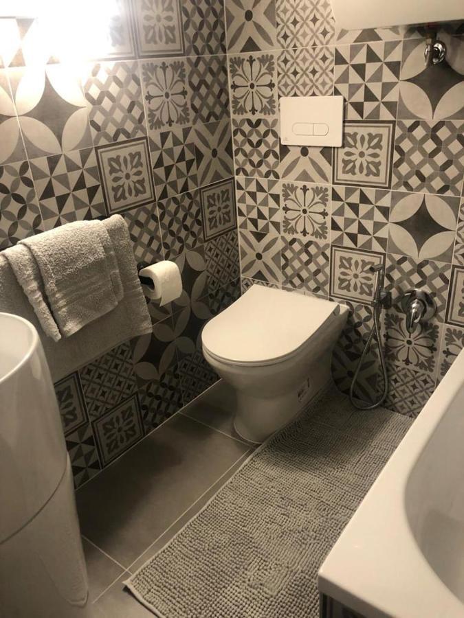 Il Rifugio Di Margo Apartment Бари Екстериор снимка